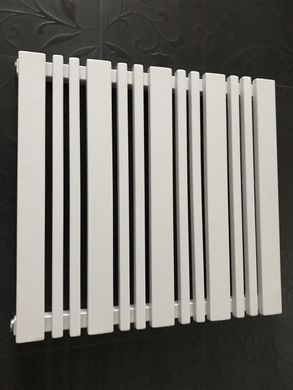 Горизонтальний дизайнерський радіатор опалення Arttidesign Lucca 13/550 білий матовий, Білий матовий