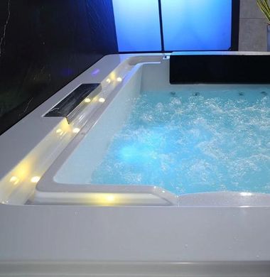 Гідромасажна ванна Golston G-U3601 пристінна, 1900x1550x720 мм