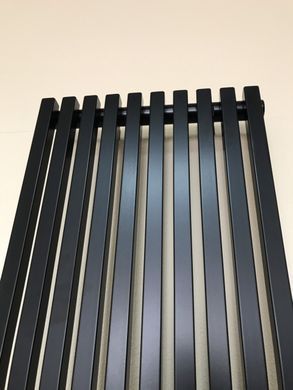 Дизайнерський радіатор вертикальний Betatherm Quantum 2 H-1800 мм, L-365 мм з бічним підключенням BQ 2180/09 9005M 34, Чорний матовий